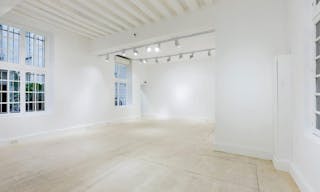 Galerie space on Rue du Temple - Image 1