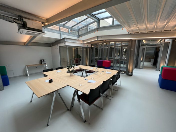 Creative Space - Ideal Offices / Corporate Event / Filming - Image 4