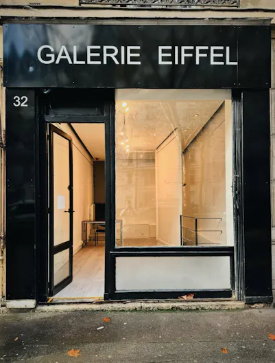 Boutique Éphémère à quelques pas de la Tour Eiffel - Avenue Rapp. - Image 0