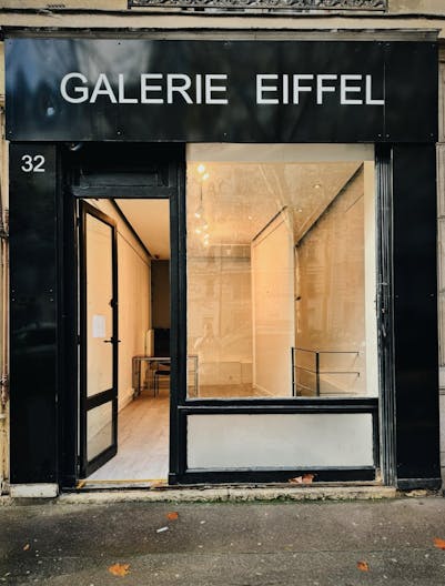 Boutique Éphémère à quelques pas de la Tour Eiffel - Avenue Rapp. - Image 0