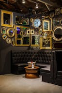 Lounge + Photography Studio - Image 11