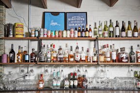 Mid Century Diner in East Austin - Image 7