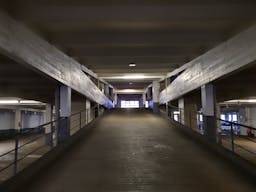 Former Garage with Rooftop - Image 3
