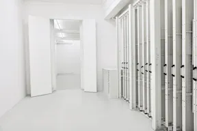 Art gallery in Le Marais - Image 7