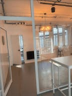 Showroom ''Espace polyvalent'' Paris 10eme arrondissement - Image 1