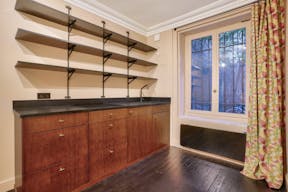 Pop-Up Boutique - Image 6