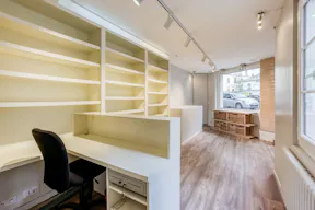 Pop-Up Store in Boulogne Nord - Image 1
