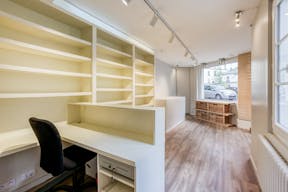 Pop-Up Store in Boulogne Nord - Image 1