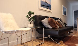 Minimalist mid-century modern lounge space and modern kitchen - Image 6