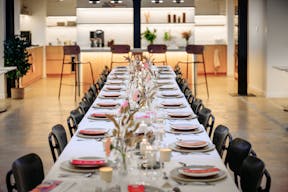 Espace �v�nementiel - ambiance industrielle et moderne- agencement modulaire - Image 0