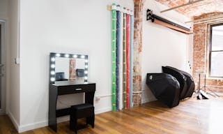 Stunning Dumbo Studio: Natural Light, Brooklyn Bridge Nearby, Full Equipment & Services! - Image 3