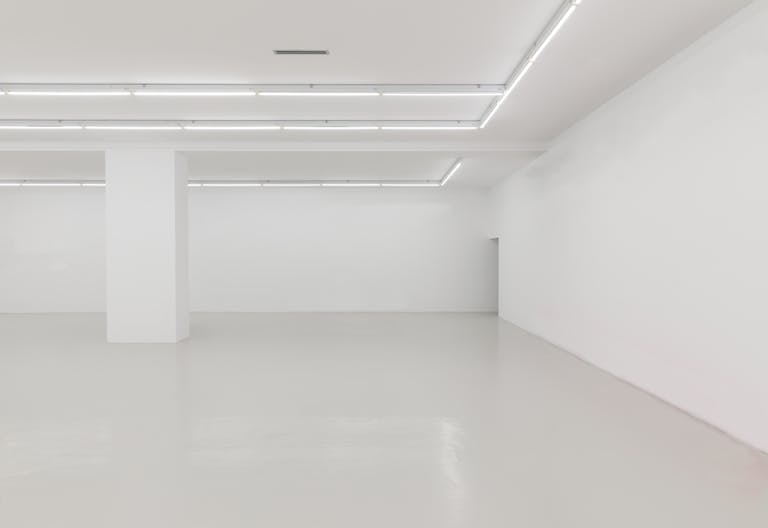 Whitecube Showroom - Image 4