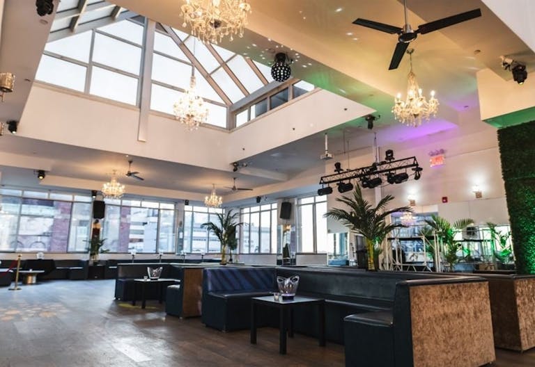 Breathtaking Hudson River Views - Sophisticated and Elegant Venue in Hell's Kitchen - Image 4