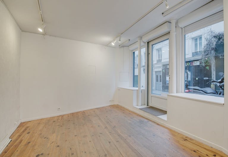 Pop up and accomodation space in Montmarte - Image 0