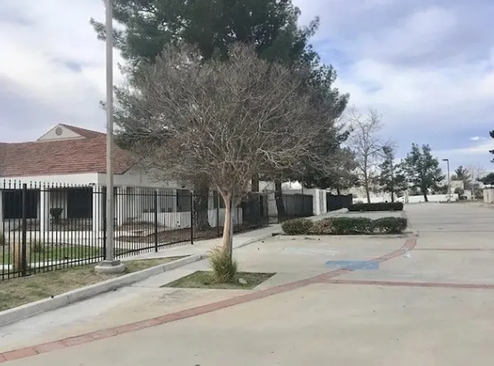 Great storage/warehouse in San Bernadino - Image 4