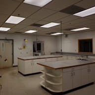 2 story building in grate location, close to downtown Seattle, Magnolia and Ballard center. It has 12 designated parking spaces and garage. Updates available.. - Image 1