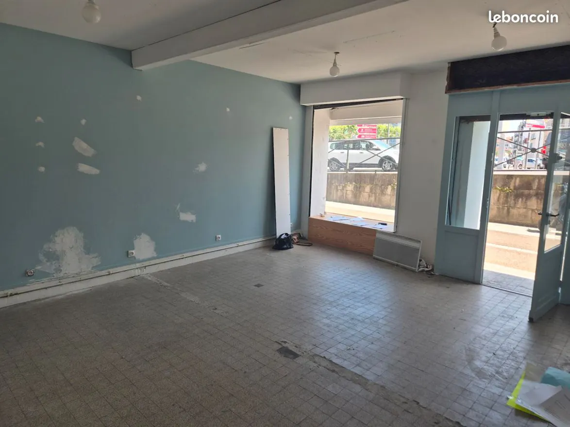 Local commercial de 30 m² idéal pour une boutique éphémère (Pop-Up Store). - Image 0