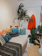 Plant-filled Community Space in the Marina District - Image 15