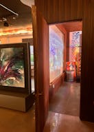 Luxury Art Gallery - Image 4