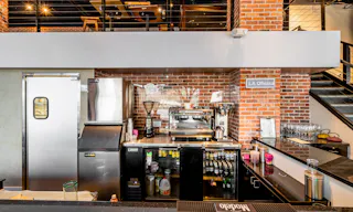 Sophisticated 2nd Generation Restaurant Space in Heart of Downtown LA - Image 15