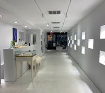Luxury Boutique in the Heart of the West Village - Image 2
