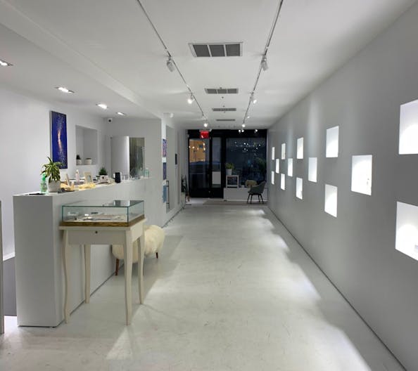 Luxury Boutique in the Heart of the West Village - Image 2