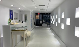Luxury Boutique in the Heart of the West Village - Image 2