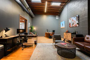 Beautiful VIP Executive Meeting Room - Silver Lake, Los Angeles  close to Echo Park - Image 2