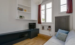 Bel appartement haussmannien avec balcon et vue tour Eiffel (max. 12 personnes) - Image 9