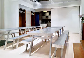 Espace modulable au calme, mobilier aluminium, Paris 10e - Image 0