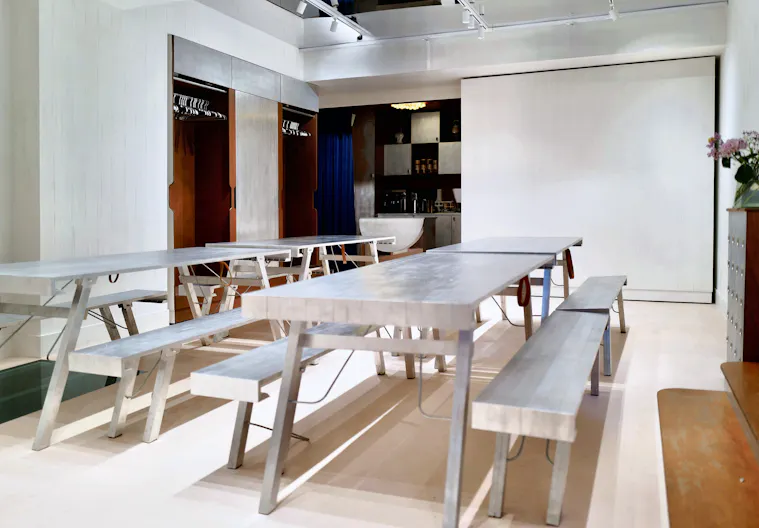 Espace modulable au calme, mobilier aluminium, Paris 10e - Image 0