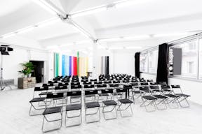 Un showroom 100% modulable dans le haut-Marais avec des volumes industriels. - Image 9