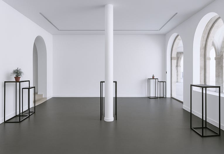 -ICONIC SPACE IN LE MARAIS - Treat yourself to a prestigious setting that ensures your guests will attend. - Image 2