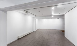 One-of-a-Kind Space in Le Marais - Image 13