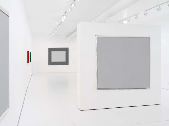 White cube gallery space available for pop-up rentals - Image 2