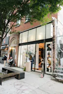 Light filled split level Storefront in the heart of Manhattan (with high ceilings and multiple rooms) - Image 8