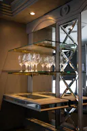 Elegant Retail Space at Historic Hotel Bristol - Image 30