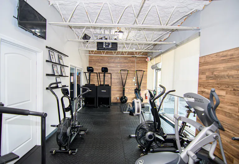 High End, State of The Art Fitness Facility (Gym) in Hot East Fort Lauderdale Location - Image 2