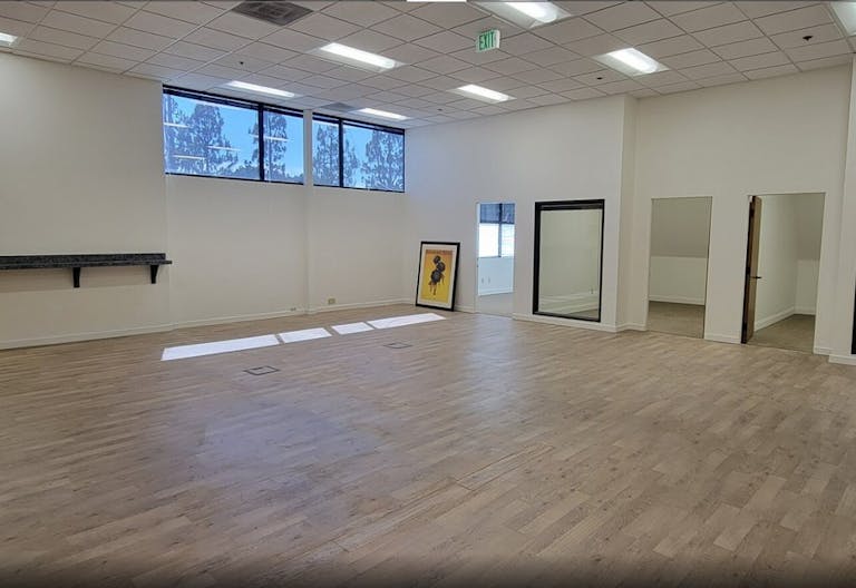 Office Space for Rent Lease Laguna Niguel -Move In Special! - Image 1