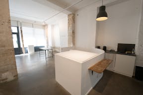 Grande galerie pour exposition ou pop-up dans le quartier Saint-Maur/Voltaire - Image 12