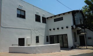 Ground Floor and Window Panel Advertising Space - prime retail pop-up space - Image 4