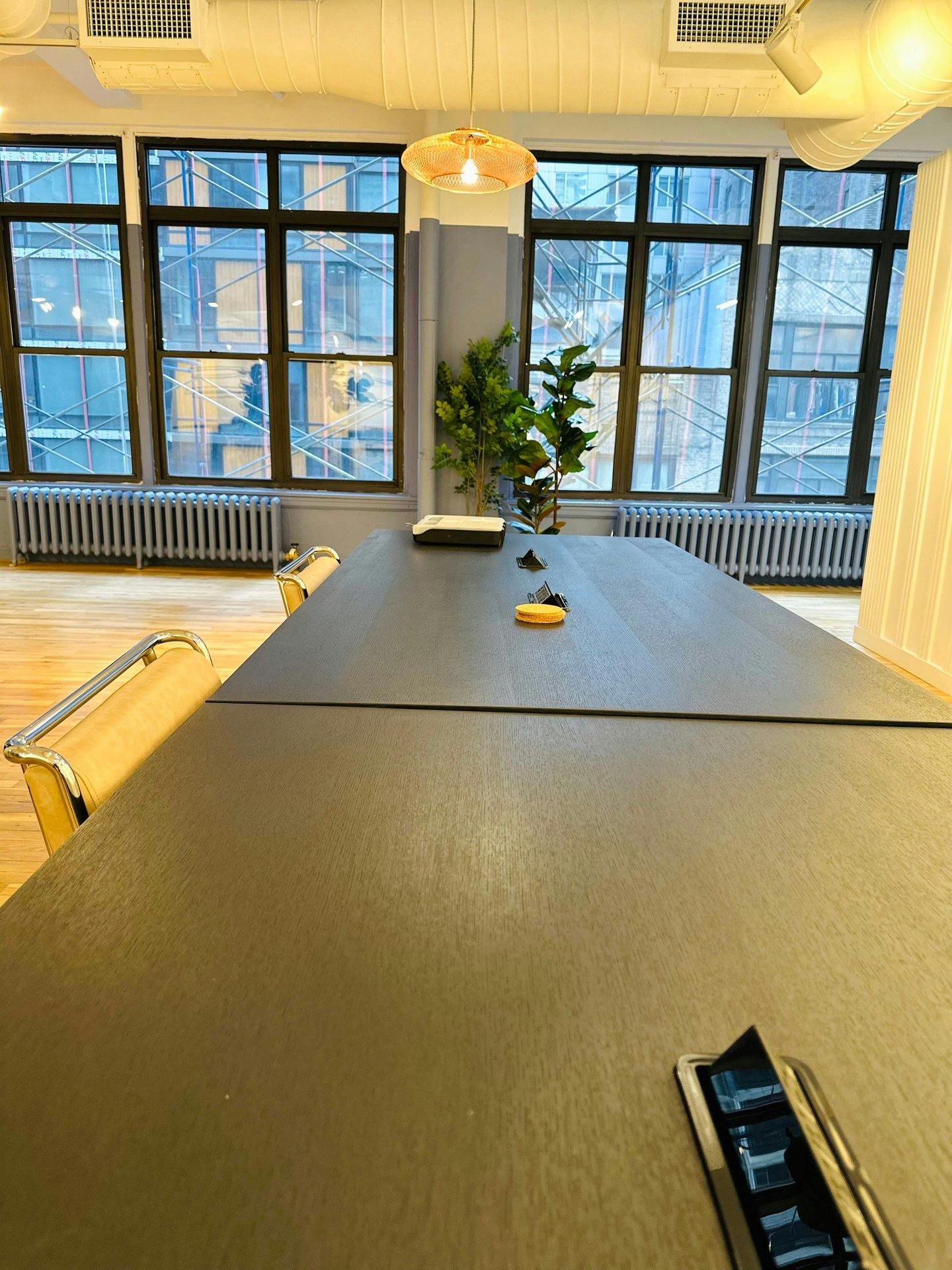 1,670 Square Foot Apparel Showroom in Midtown Manhattan