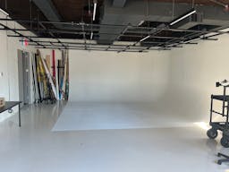 Multiple Floor Offerings in beautiful Chinatown building - Image 2