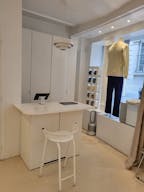 Boutique white box dans le coeur du Marais - Image 6