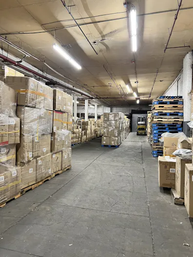 13,000 SQ FT ? PRIME BUSHWICK WAREHOUSE ? HIGH CEILINGS TO LEASE - Image 2