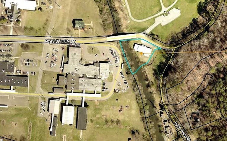 Downtown Ellijay River Side Rental - Image 1