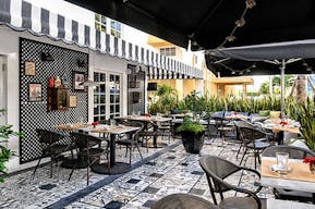 South beach Tavern space - Image 3