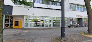 Pop-Up Space Near Deutsche Oper, Charlottenburg - Image 2