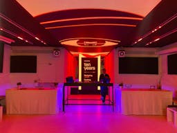 Espace �v�nementiel / Studio Photo avec �cran LED immersif g�ant et syst�me son Audiophile Paris 9�me - Image 2