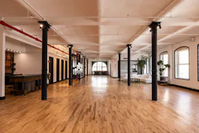 NoHo Loft with Rooftop - Image 4